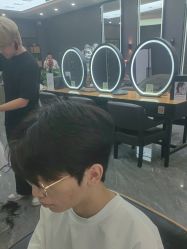 -藤野造型烫染·漂发