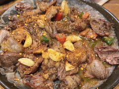 -老东镇啤酒屋海鲜加工·蒸汽海鲜·海鲜烧烤(台东店)