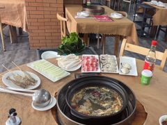 -濠轩阁特色生蚝火锅(水湾路店)