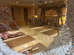 -碧中海汤泉汗蒸酒店