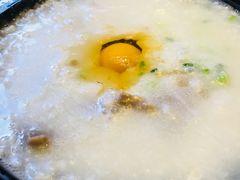-新大咀港式茶餐厅(宝山万达店)