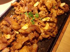 铁板五花肉-吕氏疙瘩汤·海鲜新鲁菜(凯德mall新都心店)