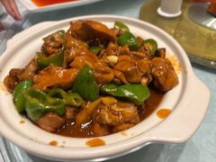 -泉畔人家·老济南经典鲁菜(大明湖店)
