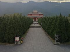 -三塔倒影公园