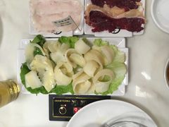 -三头牛·潮汕牛肉生蚝火锅 (夏湾店)