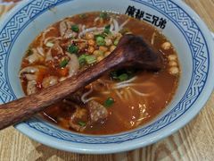 -魔都三兄弟酸辣粉·蘸卤炸串(虹桥万科店)