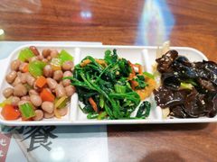 特色凉菜-丝路伊兰·兰州牛肉面(牛街总店)