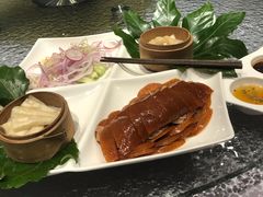 -梧桐北京烤鸭·铜锅涮肉(海岸城店)
