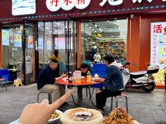 -丹水桥地锅鱼·翘嘴鲌·地方特色全鱼宴(丹江口大坝店)