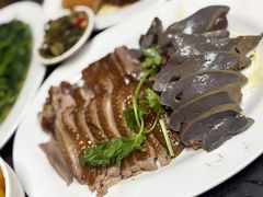 -乌文新澄海卤鹅店