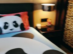 -成都保利公园皇冠假日酒店(熊猫基地店)
