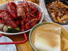 -李双猪·小龙虾·烧烤·羊肉煲(乐山店)