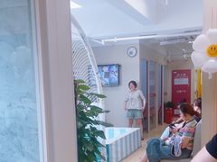 -爱乐梵国际儿童教育中心(古美店)