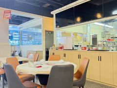 -江湖亮亮大排档(武汉总店)