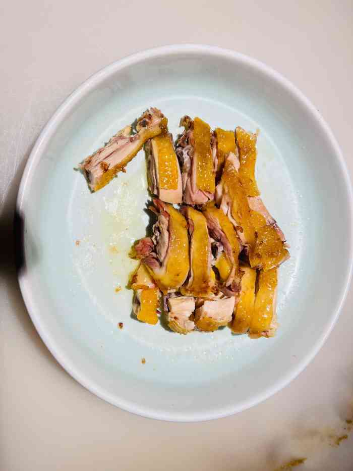 客语-客家菜(海珠万达店)-"门口有些小石山和飘雾,还有凉亭样的桌子,.