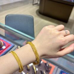 -周生生Chow Sang Sang(先天下店)