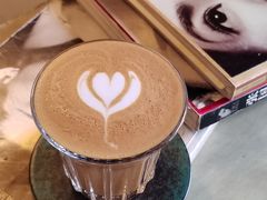 -六区宿舍咖啡店