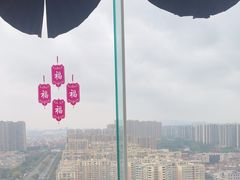 -荣誉国际酒店-云顶旋转餐厅