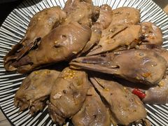 秘制卤鸭头-龙聚德北京烤鸭(沙坪坝华宇A馆店)