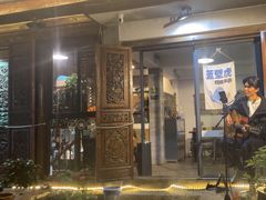 -蓝壁虎咖啡酒馆