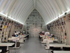 -钟书阁(松江泰晤士小镇店)