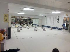 -极真空手道疾风道场(虹口凉城店)