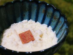 -同济大学本部学苑饮食广场