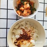 盐，油热了以后浇上去就好了