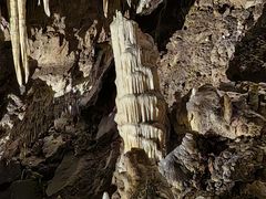 -波斯托伊纳溶洞