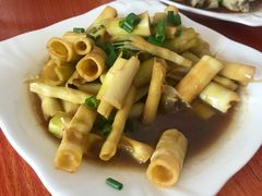 -凤嫂农家乐(梁弄店)