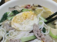 -蒙自源米线大王(宝安尖岗山店)