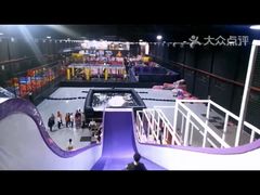 -嘿哟动霸CHUA·新潮玩运动娱乐中心·蹦床滑冰团建乐园