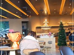 -星巴克臻选(上海合生汇1F店)