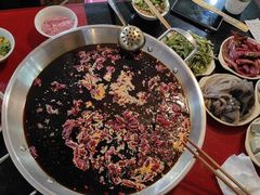 -储奇门鳝鱼火锅(总店)