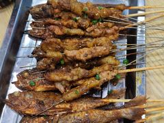 -江城燕子大排档(江汉路步行街店)