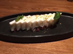 养颜补胶红豆奶-弄堂里·寻味杭州(湖滨银泰in77C区店)