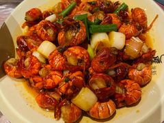 -巴厘龙虾·榜首油焖大虾(音乐学院·沿江酒馆店)