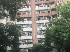 -上海四方新城