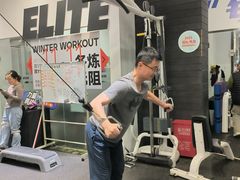 -汗水空间私教健身连锁(SM广场店)