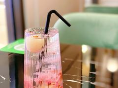 荔枝樱花气泡水-1981牛排西餐厅(海信店)