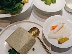 -德天肥牛海鲜火锅(城西银泰店)