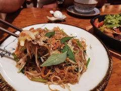 -Hoang Yen Vietnamese Cuisine