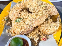 -东海岸人工湖美食村