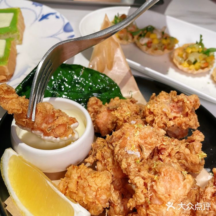 又被发掘一家约会轻食好地方｜ZENS T哲品茶厅