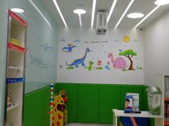 -岳辰齿科(浦东长泰店)