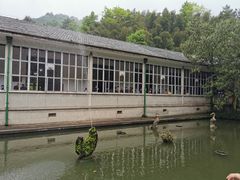-滴水洞景区