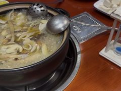 -菌之家·专业纯野生菌火锅·特色炒菌