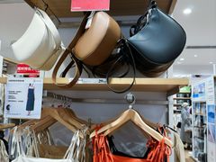 -优衣库(天津鲁能城购物中心店)