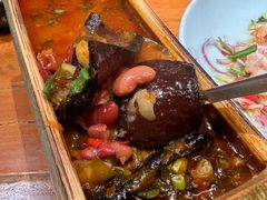 -老滇山寨•云南特色菜•地方菜•民族风情歌舞表演(金碧店)