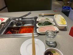 -海底捞火锅(曹安公路店)